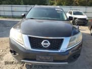 ✅ 2016 Nissan Pathfinder SV • VIN: 5N1AR2MN5GC646330 • Lot: 69516555. Listed on Copart with 137,364 mi. Free auction sales archive from the USA and detailed vehicle history report at DreamBid. Image 5.