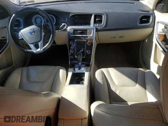 ✅ 2012 Volvo S60 T5 • VIN: YV1622FS8C2136291 • Lot: 91361465. Wystawiony na Copart z przebiegiem 129 886 mil. Bezpłatny archiwum sprzedaży aukcyjnych z USA i szczegółowy raport historii pojazdu na DreamBid. Zdjęcie 8.