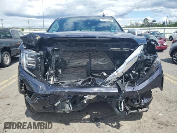 ✅ 2025 GMC Sierra 1500 Denali • VIN: 3GTUUGEL8SG152608 • Лот: 58236345. Опубликован ранее на Copart с пробегом 3 400 миль. Бесплатный доступ к архиву аукционных продаж из США и подробный отчёт об истории автомобиля на DreamBid. Изображение 5.