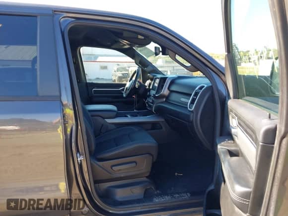 2019 Ram 1500 Big Horn с VIN 1C6SRFFT8KN737821, выставлен на аукционе IAAI как лот 43414268 с пробегом 76 450 миль миль и . История ставок и продаж доступна на DreamBid. Изображение 5.