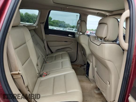 ✅ 2019 Jeep Grand Cherokee Overland • VIN: 1C4RJFCG5KC646121 • Lot: 61562885. Listed on Copart with 220,988 mi. Free auction sales archive from the USA and detailed vehicle history report at DreamBid. Image 11.