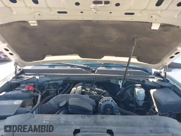 ✅ 2013 Chevrolet Suburban LT • VIN: 1GNSKJE77DR144085 • Lot: 43602777. Wystawiony na IAAI z przebiegiem 271 338 mil. Bezpłatny archiwum sprzedaży aukcyjnych z USA i szczegółowy raport historii pojazdu na DreamBid. Zdjęcie 10.