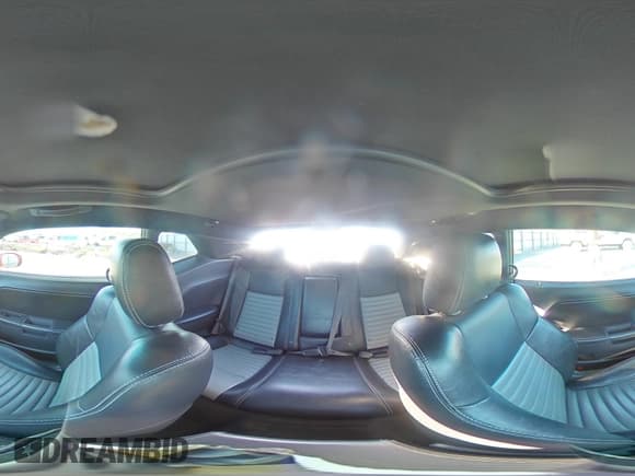 ✅ 2009 Dodge Challenger R/T • VIN: 2B3LJ54T39H510560 • Lot: 84510294. Wystawiony na Copart z przebiegiem 73 618 mil. Bezpłatny archiwum sprzedaży aukcyjnych z USA i szczegółowy raport historii pojazdu na DreamBid. Zdjęcie 13.