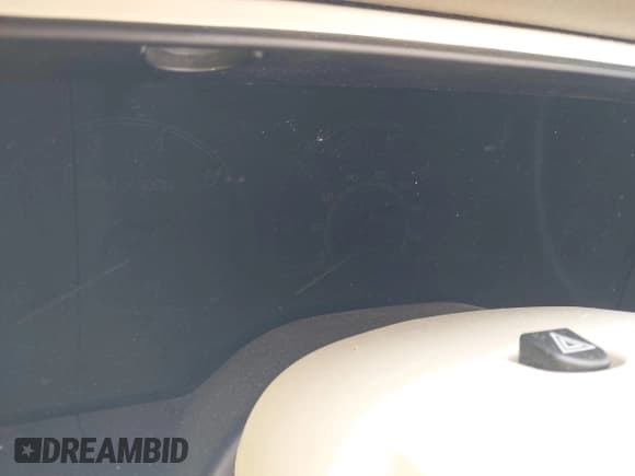 ✅ 2004 Lincoln Navigator Luxury • VIN: 5LMFU28R74LJ01322 • Lot: 42350030. Listed on IAAI with Not provided. Free auction sales archive from the USA and detailed vehicle history report at DreamBid. Image 15.