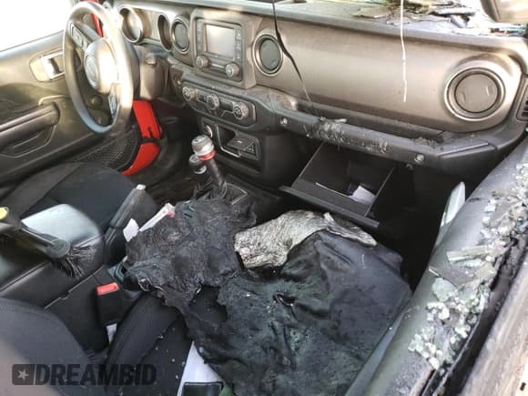 ✅ 2021 Jeep Wrangler Sport • VIN: 1C4GJXAG9MW614936 • Lot: 45460575. Listed on Copart with Not provided. Free auction sales archive from the USA and detailed vehicle history report at DreamBid. Image 8.