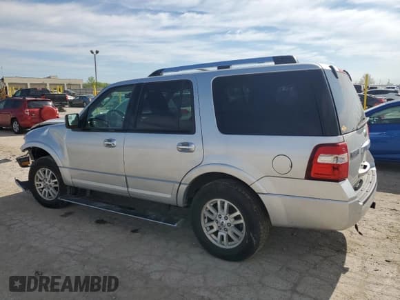 ✅ 2013 Ford Expedition Limited • VIN: 1FMJU2A50DEF24607 • Lot: 55556615. Listed on Copart with 53,267 mi. Free auction sales archive from the USA and detailed vehicle history report at DreamBid. Image 2.
