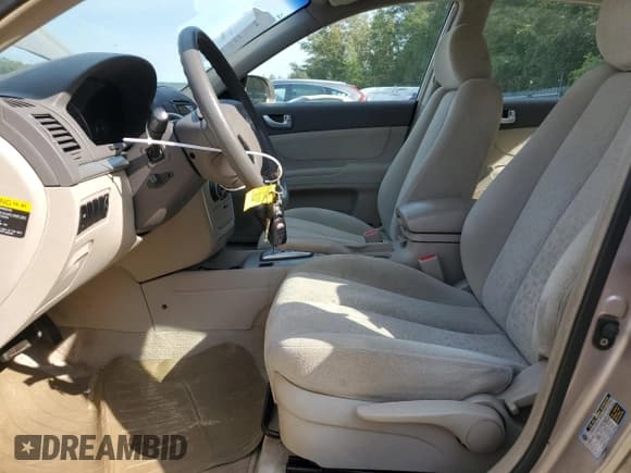 ✅ 2007 Hyundai Sonata GLS • VIN: 5NPET46C67H250426 • Лот: 71681464. Опубликован ранее на Copart с пробегом 61 279 миль. Бесплатный доступ к архиву аукционных продаж из США и подробный отчёт об истории автомобиля на DreamBid. Изображение 7.