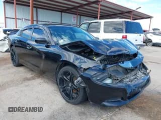 ✅ 2015 Dodge Charger SXT • VIN: 2C3CDXHG8FH902433 • Lot: 43449421. Wystawiony na IAAI z przebiegiem 98 961 mil. Bezpłatny archiwum sprzedaży aukcyjnych z USA i szczegółowy raport historii pojazdu na DreamBid. Zdjęcie 1.