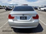 ✅ 2008 BMW 3 Series 328i • VIN: WBAVA33508KX85838 • Lot: 52621395. Wystawiony na Copart z przebiegiem 172 406 mil. Bezpłatny archiwum sprzedaży aukcyjnych z USA i szczegółowy raport historii pojazdu na DreamBid. Zdjęcie 6.