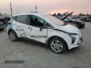 ✅ 2023 Chevrolet Bolt EV 1LT • VIN: 1G1FW6S0XP4127293 • Lot: 87914625. Wystawiony na Copart z przebiegiem 13 845 mil. Bezpłatny archiwum sprzedaży aukcyjnych z USA i szczegółowy raport historii pojazdu na DreamBid. Zdjęcie 4.