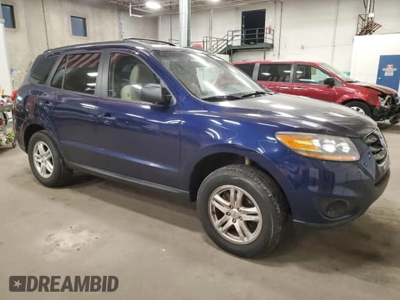 ✅ 2010 Hyundai Santa Fe GLS • VIN: 5NMSG3AB4AH382377 • Lot: 84111104. Listed on Copart with 180,643 mi. Free auction sales archive from the USA and detailed vehicle history report at DreamBid. Image 4.