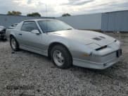 ✅ 1986 Pontiac Firebird Trans Am • VIN: 1G2FW87F8GL239553 • Лот: 78263424. Опубликован ранее на Copart с пробегом 65 161 миль. Бесплатный доступ к архиву аукционных продаж из США и подробный отчёт об истории автомобиля на DreamBid. Изображение 4.