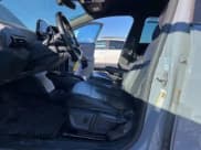 ✅ 2022 Volkswagen ID.4 Pro • VIN: WVGJNPE28NP070672 • Lot: 80671314. Listed on Copart with 37,553 mi. Free auction sales archive from the USA and detailed vehicle history report at DreamBid. Image 7.