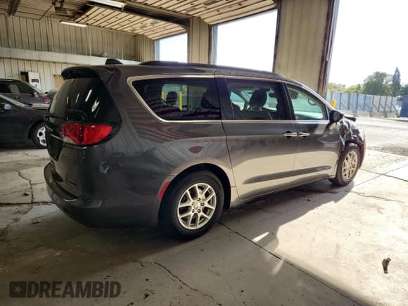 ✅ 2021 Chrysler Voyager LXi • VIN: 2C4RC1DG7MR519506 • Lot: 90571295. Wystawiony na Copart z przebiegiem 104 149 mil. Bezpłatny archiwum sprzedaży aukcyjnych z USA i szczegółowy raport historii pojazdu na DreamBid. Zdjęcie 3.