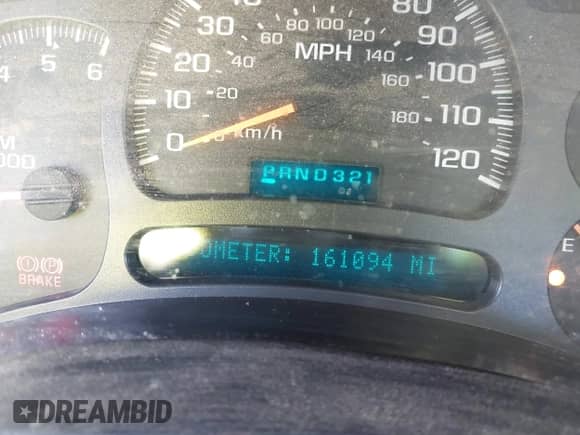 2004 Chevrolet Silverado 1500 LS with VIN 1GCEC19VX4Z316735, listed as a IAAI auction lot 43181327 with 161,094 mi miles and . Bid and sale history available at DreamBid. Image 15.