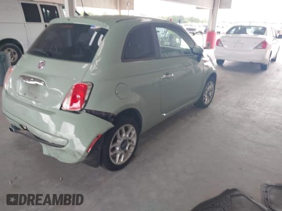 ✅ 2012 FIAT 500 Pop • VIN: 3C3CFFAR8CT206044 • Lot: 43544721. Wystawiony na IAAI z przebiegiem 123 763 mil. Bezpłatny archiwum sprzedaży aukcyjnych z USA i szczegółowy raport historii pojazdu na DreamBid. Zdjęcie 4.