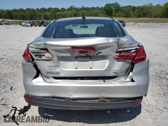 ✅ 2017 Ford Focus SE • VIN: 1FADP3F28HL315474 • Лот: 50778715. Опубликован ранее на Copart с пробегом 78 243 миль. Бесплатный доступ к архиву аукционных продаж из США и подробный отчёт об истории автомобиля на DreamBid. Изображение 6.