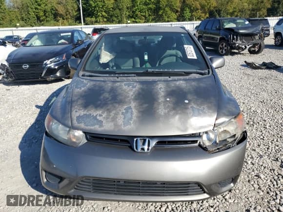 ✅ 2007 Honda Civic LX • VIN: 2HGFG12627H542494 • Lot: 82573715. Wystawiony na Copart z przebiegiem 241 815 mil. Bezpłatny archiwum sprzedaży aukcyjnych z USA i szczegółowy raport historii pojazdu na DreamBid. Zdjęcie 5.