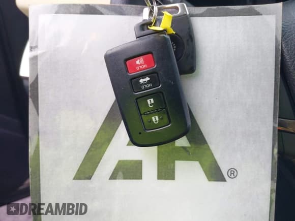 ✅ 2015 Toyota Avalon XLE Premium • VIN: 4T1BK1EBXFU147412 • Lot: 43732724. Wystawiony na IAAI z przebiegiem 22 451 mil. Bezpłatny archiwum sprzedaży aukcyjnych z USA i szczegółowy raport historii pojazdu na DreamBid. Zdjęcie 11.