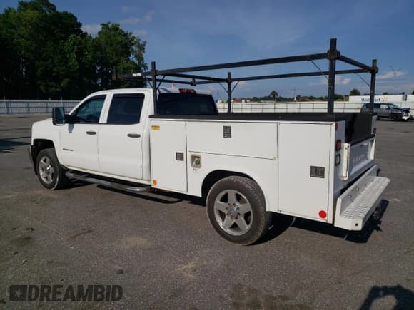 ✅ 2017 Chevrolet Silverado 2500HD Work Truck • VIN: 1GC1KUEY2HF141052 • Lot: 63424255. Wystawiony na Copart z przebiegiem 214 680 mil. Bezpłatny archiwum sprzedaży aukcyjnych z USA i szczegółowy raport historii pojazdu na DreamBid. Zdjęcie 2.