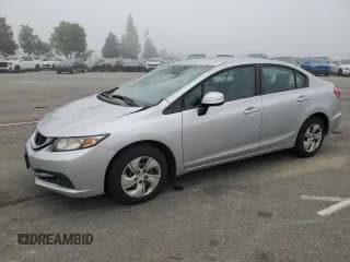 ✅ 2013 Honda Civic LX • VIN: 19XFB2F5XDE219807 • Лот: 87453155. Опубликован ранее на Copart с пробегом 112 690 миль. Бесплатный доступ к архиву аукционных продаж из США и подробный отчёт об истории автомобиля на DreamBid. Изображение 1.