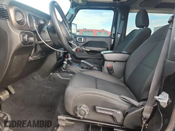 ✅ 2019 Jeep Wrangler Sport S • VIN: 1C4GJXAN7KW501367 • Lot: 92855165. Listed on Copart with 34,853 mi. Free auction sales archive from the USA and detailed vehicle history report at DreamBid. Image 7.