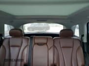 ✅ 2018 Audi Q7 Premium Plus • VIN: WA1LAAF79JD014066 • Lot: 87117365. Wystawiony na Copart z przebiegiem 155 928 mil. Bezpłatny archiwum sprzedaży aukcyjnych z USA i szczegółowy raport historii pojazdu na DreamBid. Zdjęcie 10.