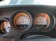 ✅ 2010 Dodge Challenger SE • VIN: 2B3CJ4DV1AH180109 • Lot: 85960354. Wystawiony na Copart z przebiegiem 139 629 mil. Bezpłatny archiwum sprzedaży aukcyjnych z USA i szczegółowy raport historii pojazdu na DreamBid. Zdjęcie 9.