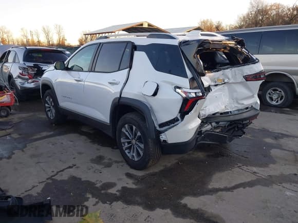 ✅ 2025 Chevrolet Equinox AWD LT • VIN: 3GNAXPEG1SL150100 • Lot: 43721924. Wystawiony na IAAI z przebiegiem 3 215 mil. Bezpłatny archiwum sprzedaży aukcyjnych z USA i szczegółowy raport historii pojazdu na DreamBid. Zdjęcie 3.