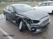 ✅ 2020 Ford Fusion SE • VIN: 3FA6P0LUXLR250747 • Lot: 43575932. Wystawiony na IAAI z przebiegiem 43 885 mil. Bezpłatny archiwum sprzedaży aukcyjnych z USA i szczegółowy raport historii pojazdu na DreamBid. Zdjęcie 13.