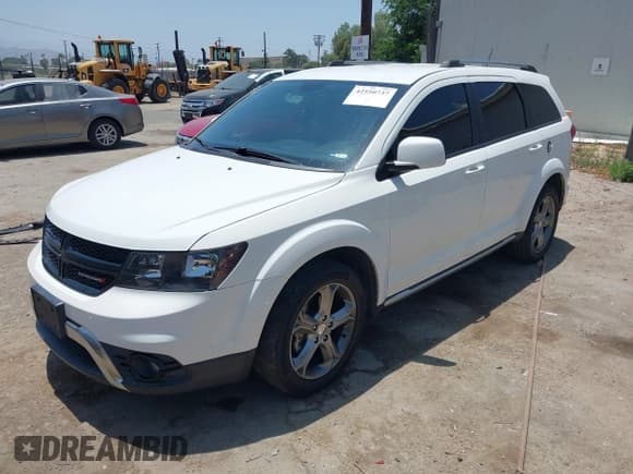 ✅ 2017 Dodge Journey Crossroad Plus • VIN: 3C4PDDGG5HT618426 • Lot: 42550737. Listed on IAAI with 105,708 mi. Free auction sales archive from the USA and detailed vehicle history report at DreamBid. Image 2.