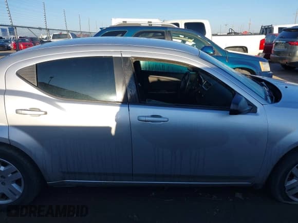 ✅ 2011 Dodge Avenger Express • VIN: 1B3BD4FB6BN616449 • Lot: 43199238. Listed on IAAI with 188,685 mi. Free auction sales archive from the USA and detailed vehicle history report at DreamBid. Image 13.