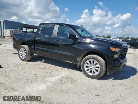 ✅ 2022 Chevrolet Silverado 1500 Custom • VIN: 3GCPABEK1NG639590 • Лот: 80809655. Опубликован ранее на Copart с пробегом 25 650 миль. Бесплатный доступ к архиву аукционных продаж из США и подробный отчёт об истории автомобиля на DreamBid. Изображение 4.