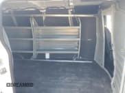 ✅ 2024 Ford Transit Cargo • VIN: 1FTBR1Y82RKB55357 • Lot: 87182735. Wystawiony na Copart z przebiegiem 6 292 mil. Bezpłatny archiwum sprzedaży aukcyjnych z USA i szczegółowy raport historii pojazdu na DreamBid. Zdjęcie 11.