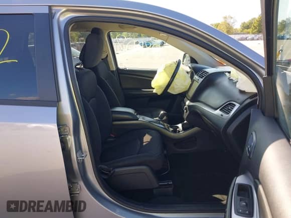 2018 Dodge Journey SXT с VIN 3C4PDDBG8JT251275, выставлен на аукционе IAAI как лот 43328002 с пробегом 137 707 миль миль и . История ставок и продаж доступна на DreamBid. Изображение 5.