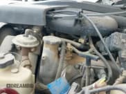 ✅ 2000 Ford Explorer Eddie Bauer • VIN: 1FMZU74E8YZA55910 • Lot: 42847157. Wystawiony na IAAI z przebiegiem 167 713 mil. Bezpłatny archiwum sprzedaży aukcyjnych z USA i szczegółowy raport historii pojazdu na DreamBid. Zdjęcie 19.