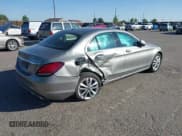 ✅ 2019 Mercedes-Benz C 300 • VIN: WDDWF8EB0KR501850 • Lot: 42513250. Wystawiony na IAAI z przebiegiem 80 143 mil. Bezpłatny archiwum sprzedaży aukcyjnych z USA i szczegółowy raport historii pojazdu na DreamBid. Zdjęcie 4.