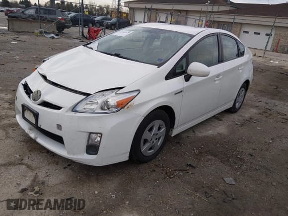 ✅ 2010 Toyota Prius III • VIN: JTDKN3DU3A0003887 • Лот: 43743128. Опубликован ранее на IAAI с пробегом 193 752 миль. Бесплатный доступ к архиву аукционных продаж из США и подробный отчёт об истории автомобиля на DreamBid. Изображение 18.