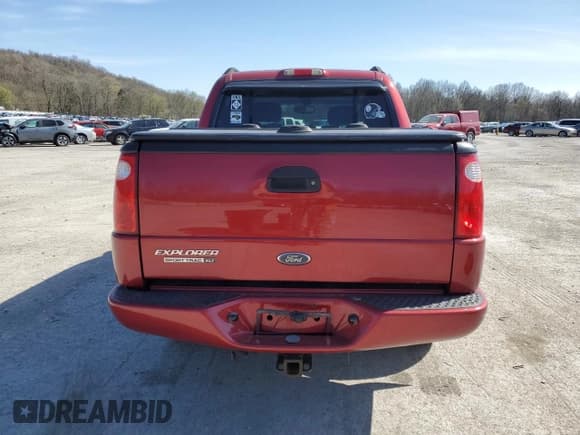 ✅ 2004 Ford Explorer Sport Trac XLS • VIN: 1FMZU77KX4UC29677 • Lot: 53709085. Listed on Copart with 159,530 mi. Free auction sales archive from the USA and detailed vehicle history report at DreamBid. Image 6.