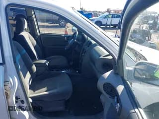 ✅ 2003 Hyundai Santa Fe GLS • VIN: KM8SC73D73U460627 • Лот: 43518261. Опубликован ранее на IAAI с пробегом 151 613 миль. Бесплатный доступ к архиву аукционных продаж из США и подробный отчёт об истории автомобиля на DreamBid. Изображение 5.