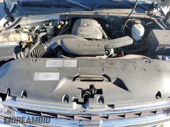 2004 Chevrolet Suburban LT с VIN 1GNFK16Z24J317866, выставлен на аукционе Copart как лот 87274975 с пробегом 216 914 миль миль и Списание • Salvage title. История ставок и продаж доступна на DreamBid. Изображение 12.