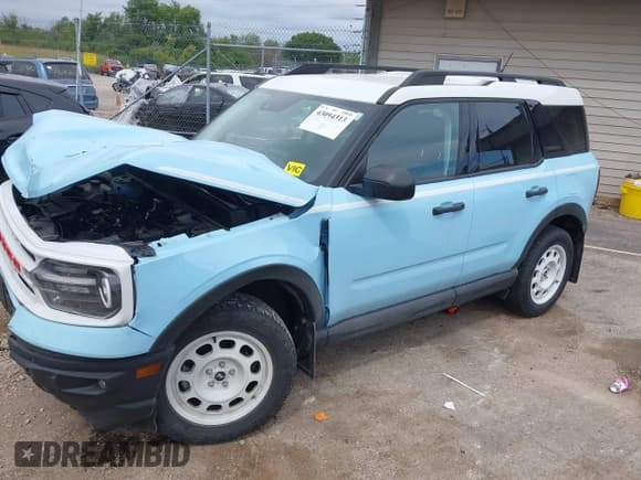 ✅ 2023 Ford Bronco Sport Heritage • VIN: 3FMCR9G64PRD67877 • Lot: 43094313. Listed on IAAI with 27,529 mi. Free auction sales archive from the USA and detailed vehicle history report at DreamBid. Image 17.