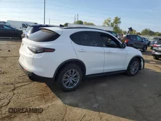 ✅ 2024 Alfa Romeo Stelvio Sprint • VIN: ZASPAKAN8R7D78869 • Lot: 81197665. Wystawiony na Copart z przebiegiem Nie podano. Bezpłatny archiwum sprzedaży aukcyjnych z USA i szczegółowy raport historii pojazdu na DreamBid. Zdjęcie 3.