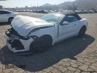 ✅ 2016 Ford Mustang EcoBoost Premium • VIN: 1FATP8UH1G5291098 • Lot: 87462145. Listed on Copart with 88,186 mi. Free auction sales archive from the USA and detailed vehicle history report at DreamBid. Image 1.
