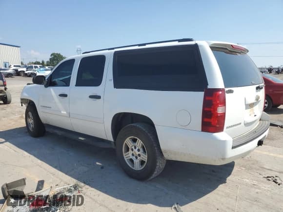 ✅ 2008 Chevrolet Suburban LS • VIN: 3GNFK16308G269237 • Lot: 69099574. Wystawiony na Copart z przebiegiem Nie podano. Bezpłatny archiwum sprzedaży aukcyjnych z USA i szczegółowy raport historii pojazdu na DreamBid. Zdjęcie 2.