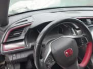 ✅ 2018 Honda Civic Type R Touring • VIN: SHHFK8G77JU204351 • Lot: 42982836. Wystawiony na IAAI z przebiegiem Nie podano. Bezpłatny archiwum sprzedaży aukcyjnych z USA i szczegółowy raport historii pojazdu na DreamBid. Zdjęcie 15.