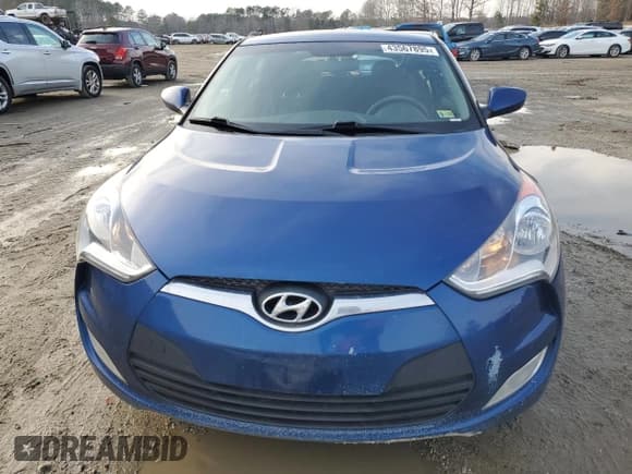 ✅ 2017 Hyundai Veloster • VIN: KMHTC6ADXHU305241 • Lot: 43567895. Wystawiony na Copart z przebiegiem 113 386 mil. Bezpłatny archiwum sprzedaży aukcyjnych z USA i szczegółowy raport historii pojazdu na DreamBid. Zdjęcie 5.