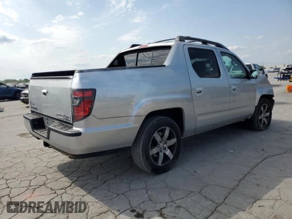 ✅ 2014 Honda Ridgeline SE • VIN: 5FPYK1F69EB013604 • Lot: 57229155. Listed on Copart with 128,358 mi. Free auction sales archive from the USA and detailed vehicle history report at DreamBid. Image 3.