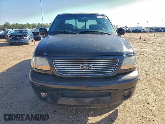 ✅ 2003 Ford F-150 Harley-Davidson • VIN: 1FTRW07343KD83293 • Лот: 94547995. Опубликован ранее на Copart с пробегом 176 233 миль. Бесплатный доступ к архиву аукционных продаж из США и подробный отчёт об истории автомобиля на DreamBid. Изображение 5.
