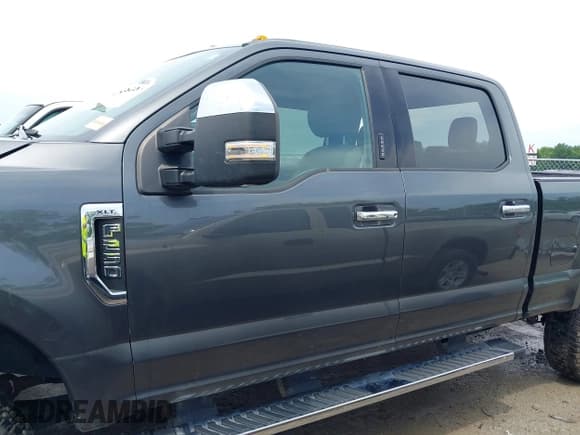 ✅ 2019 Ford F-250 XL • VIN: 1FT7W2B62KEG36595 • Lot: 42514444. Listed on IAAI with 40,464 mi. Free auction sales archive from the USA and detailed vehicle history report at DreamBid. Image 15.